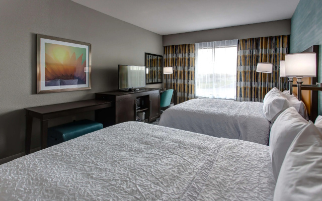 Hampton Inn & Suites Wichita/Airport