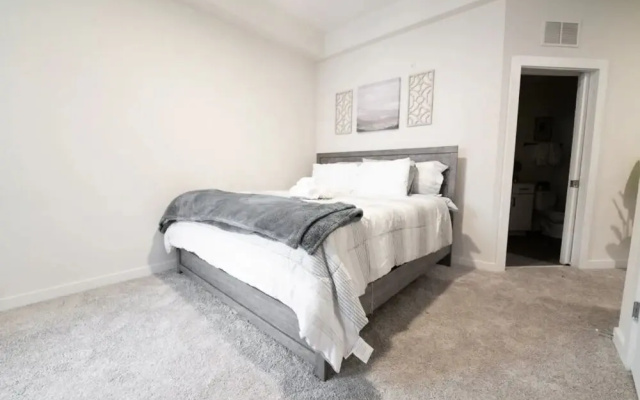Luxury Apartment 329