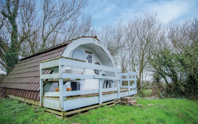 The Pod - 1 Bedroom - Freshwest Beach Retreat