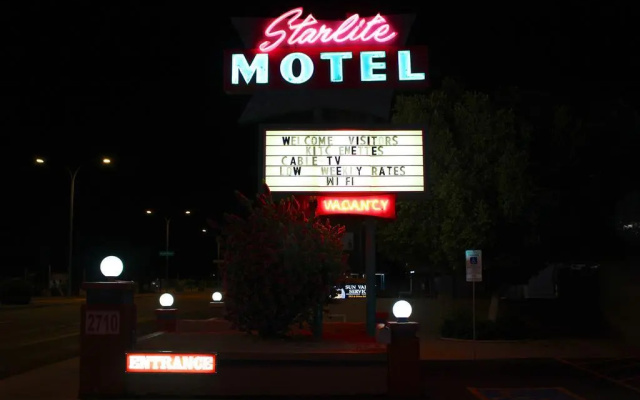 Starlite Motel
