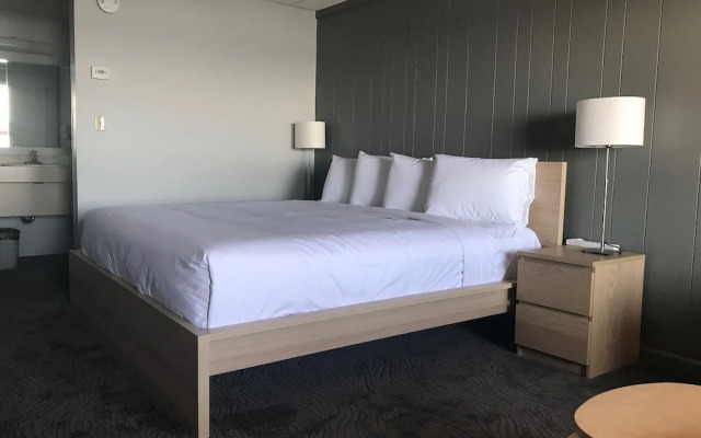 Harbor Inn Self Check-in Hotel
