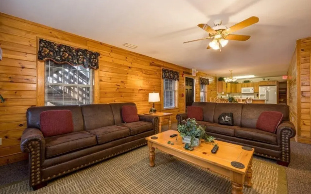 Briarstone Lodge Condo 13F - Three Bedroom Condo