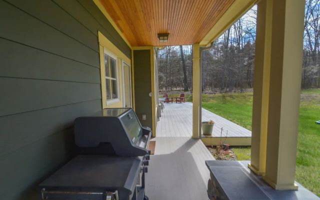 Deep Breath 4 Bedroom House