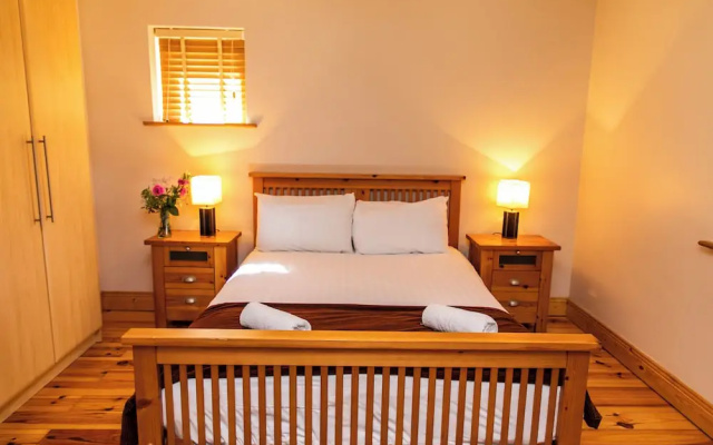 Hotel Doolin Houses
