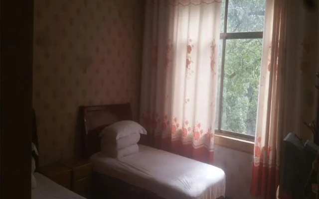 Wuyuan Meihua Hotel