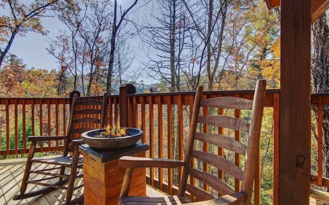 Mountain Romance 1 Bedroom 1 Bathroom Home