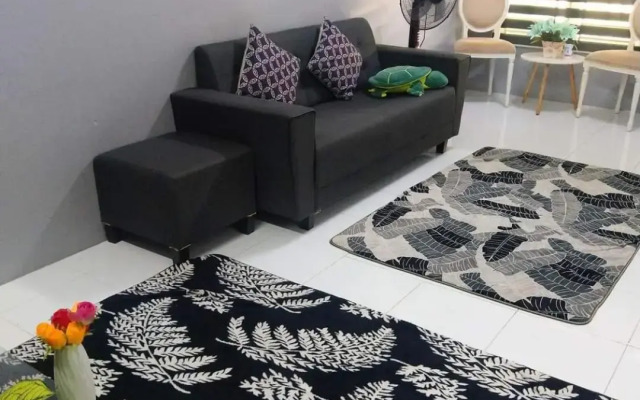 Azie Homestay