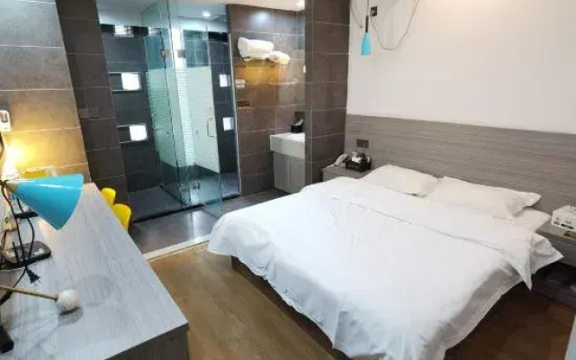 Ningbo City Hotel