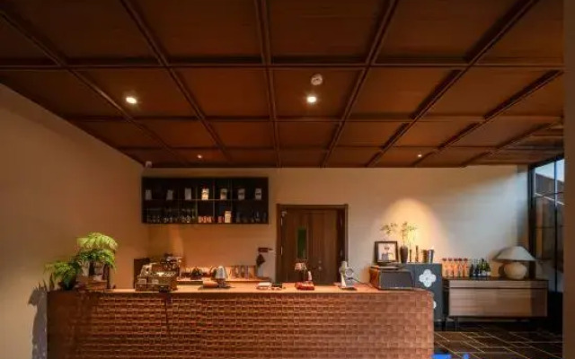 Mu Yun Ting Feng・360° Sea View, Cangshan Sunset Cloud Breeze Resort (Dali Erhai Store)