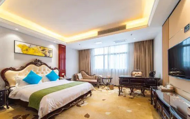 Ten Hoe Hotel