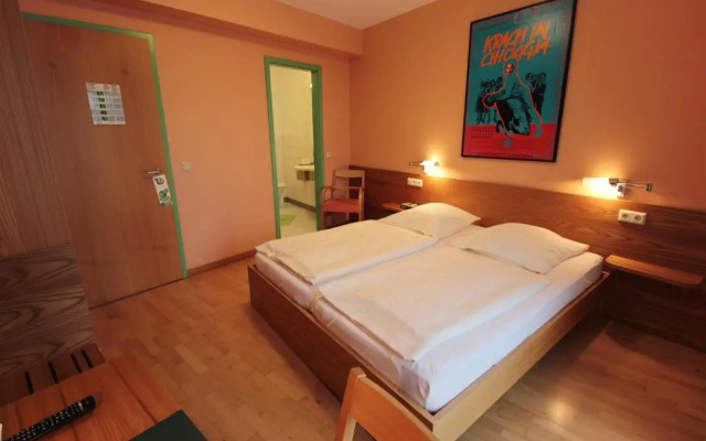 An der Persil-Uhr Stadt-Gut-Hotel