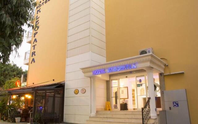 Kleopatra Ada Beach Hotel - All Inclusive Аланья вид на фасад