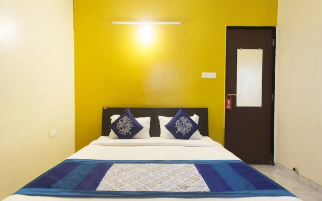 Oyo 10329 Hotel Truvic