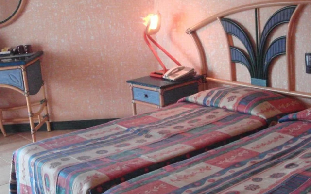 Beachcomber Hotel And Resort