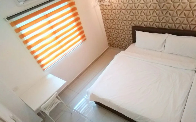 H & H Guesthouse 2