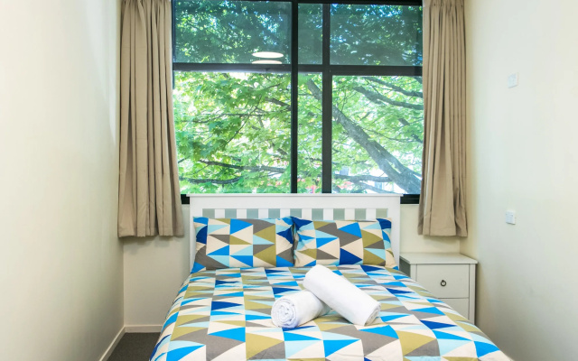 Hobson Lodge - Hostel
