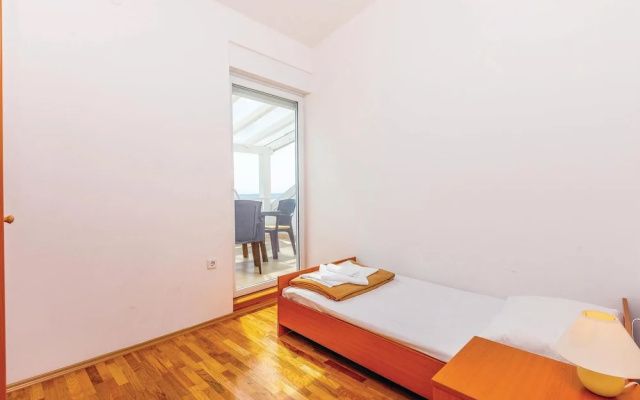Amazing Home in Dramalj With Wifi and 3 Bedrooms