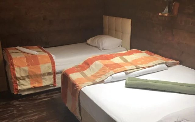 Sura Suites