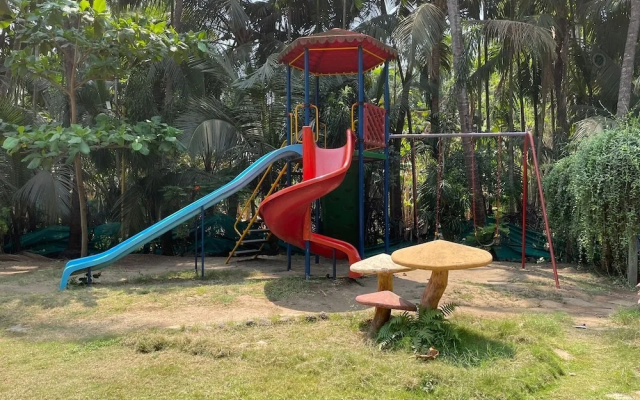 Raj Resort
