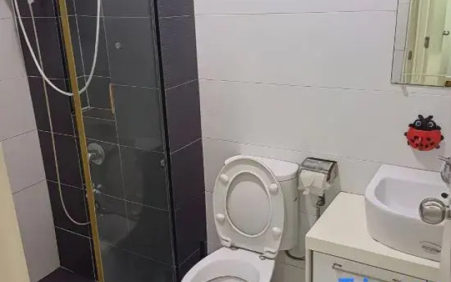 Paradigm Mall Platino Apartment 2BR 2FREE By Natol