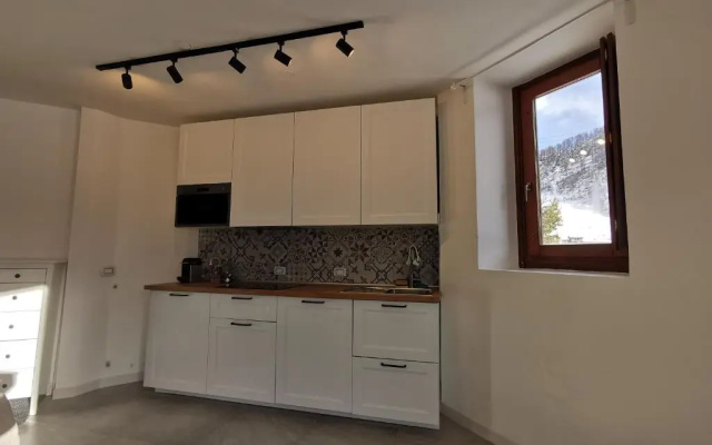 Aura Apartment - Ski In & Ski Out - Cerviniaholidays-com