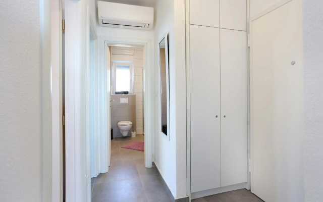 Family friendly apartments with a swimming pool Mavarstica, Ciovo - 18642