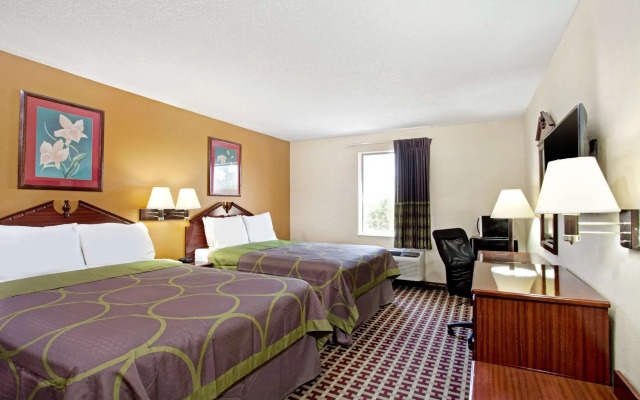 Super 8 by Wyndham Forrest City AR