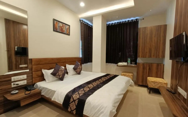 Maruti Group Of Hotels - Vrinda Inn