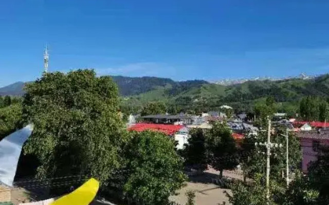 Emerald Valley Luxury Residence Holiday Villa Hotel