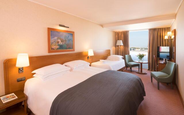 President Hotel Афины комната для гостей