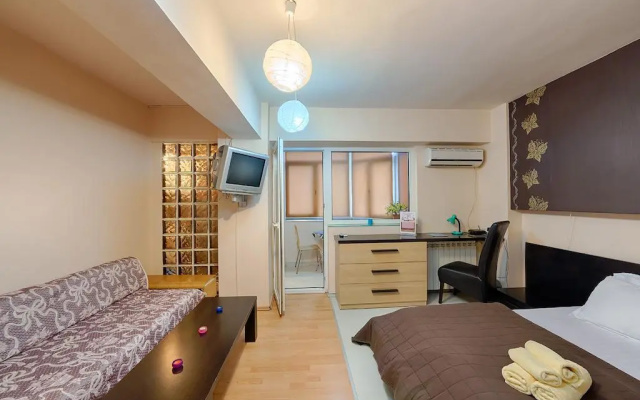 EastComfort Romana Square