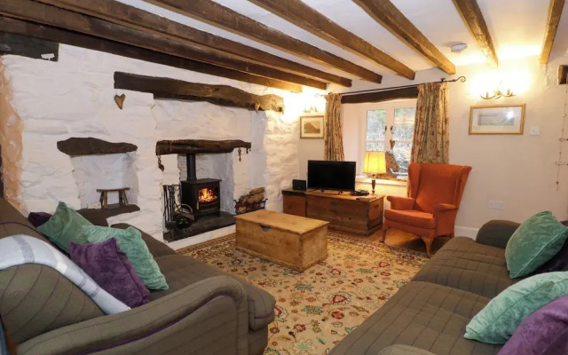 Glandwr Cottage