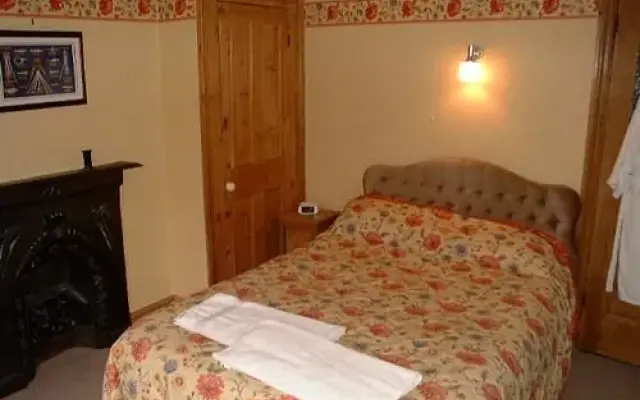 Alpine Villa Guest House