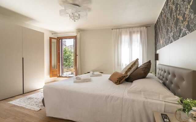 Отель Grifoni Boutique Hotel Италия, Венеция - отзывы, цены и фото номеров - забронировать отель Grifoni Boutique Hotel онлайн вид на фасад