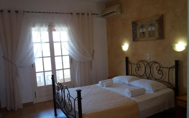 Athineos Apartments