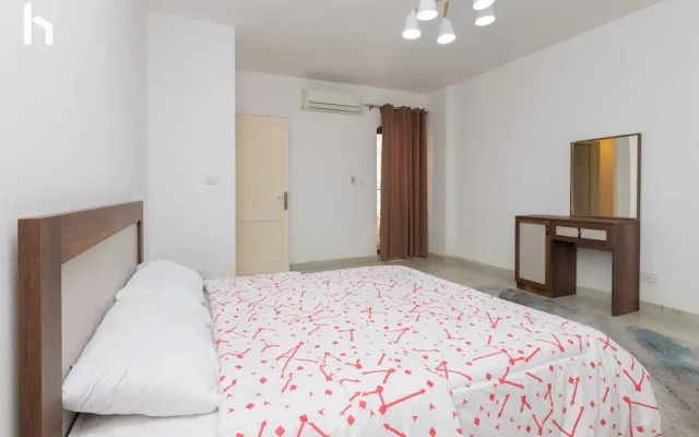 Family stay Apartment in Rehab city
