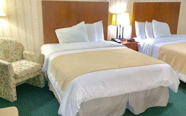 American Inn Lee
