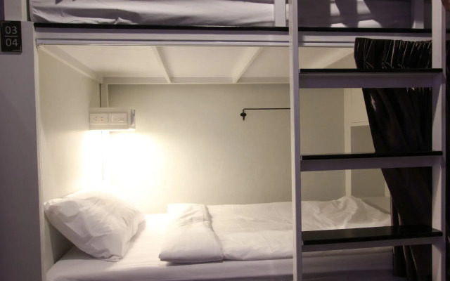 Diff Hostel