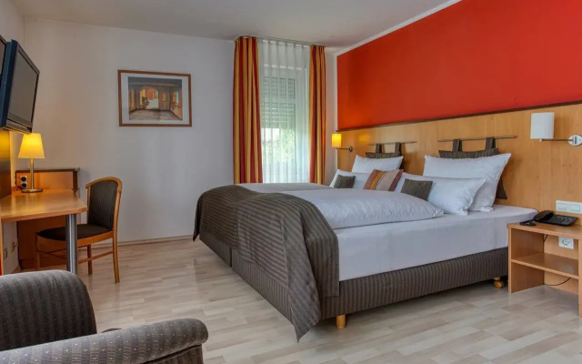 UNO Hotel Stuttgart Großbettlingen