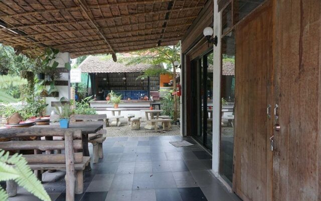 The Old Times Chiangmai BB & Art Gallery