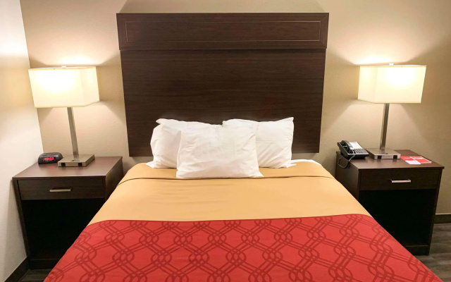 Econo Lodge Portland Downtown