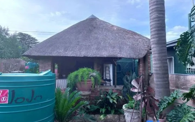 Private Holiday Apartment in Roodepoort - Comfort & Convenience