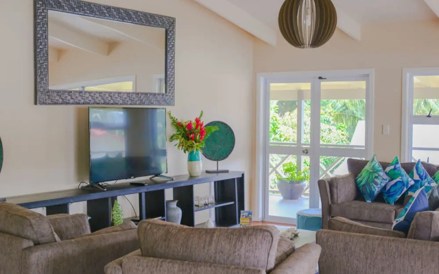 Blue lagoon 5 Bedroom Villa