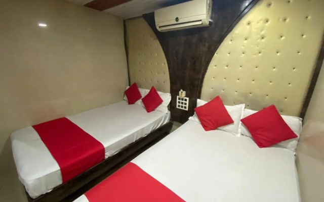 Hotel Paris Residency
