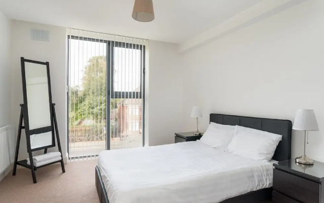 Modern Bedford Blues Apartment