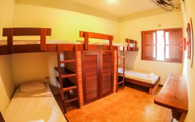 Super casa Boiçucanga Ande até a areia
