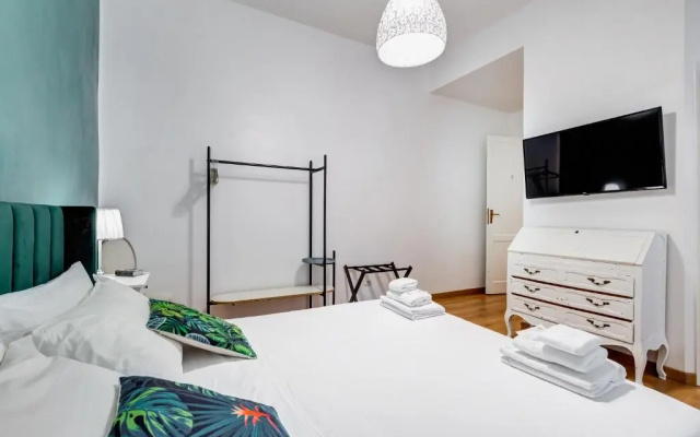 BDC - Residenza Valadier 3-Bdr and 3 bathrooms apt