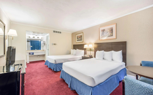 Days Inn St Joseph