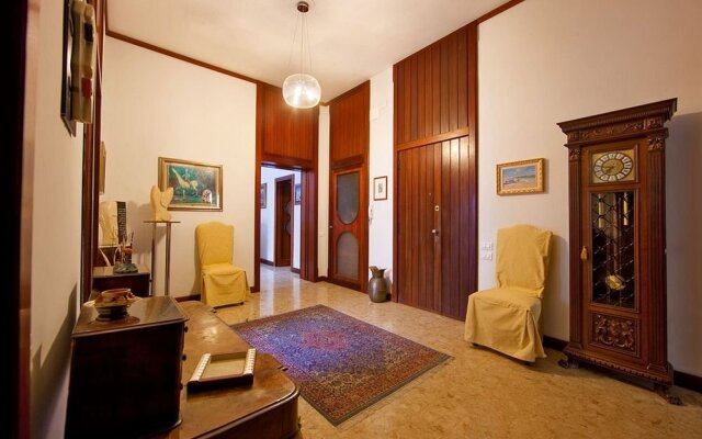 Отель Dimi House Лечче комната для гостей