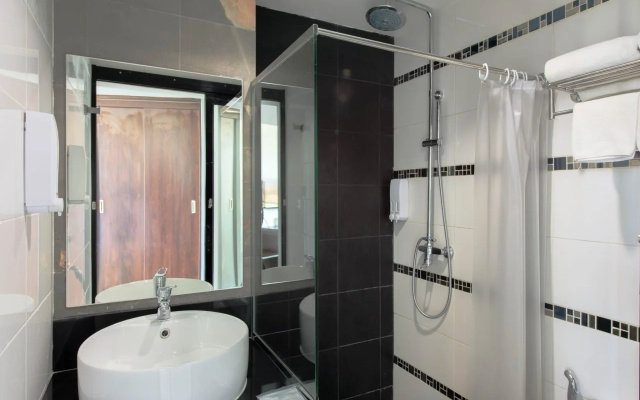 Ingtara Hotel